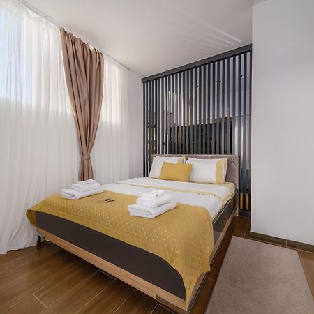 Villa Madison Zagabria Esterno foto