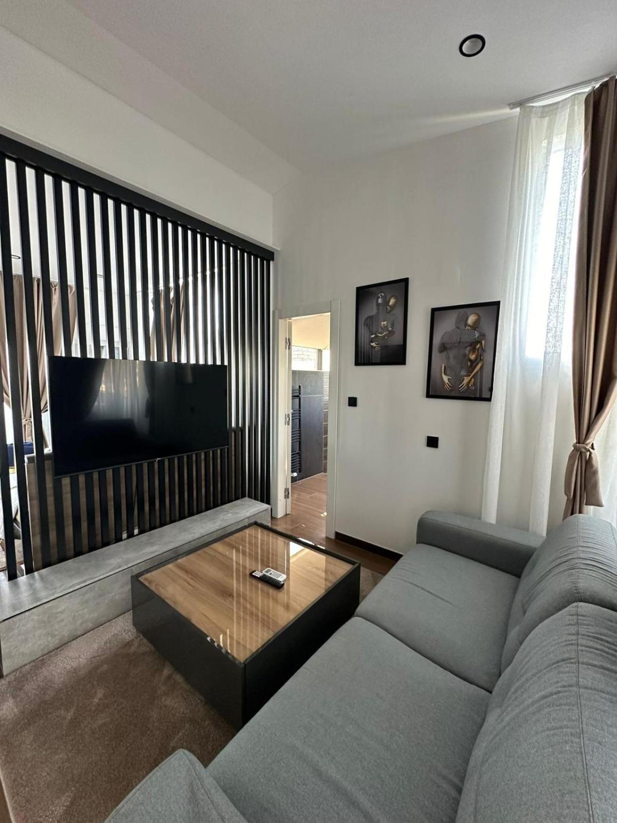 Villa Madison Zagabria Esterno foto